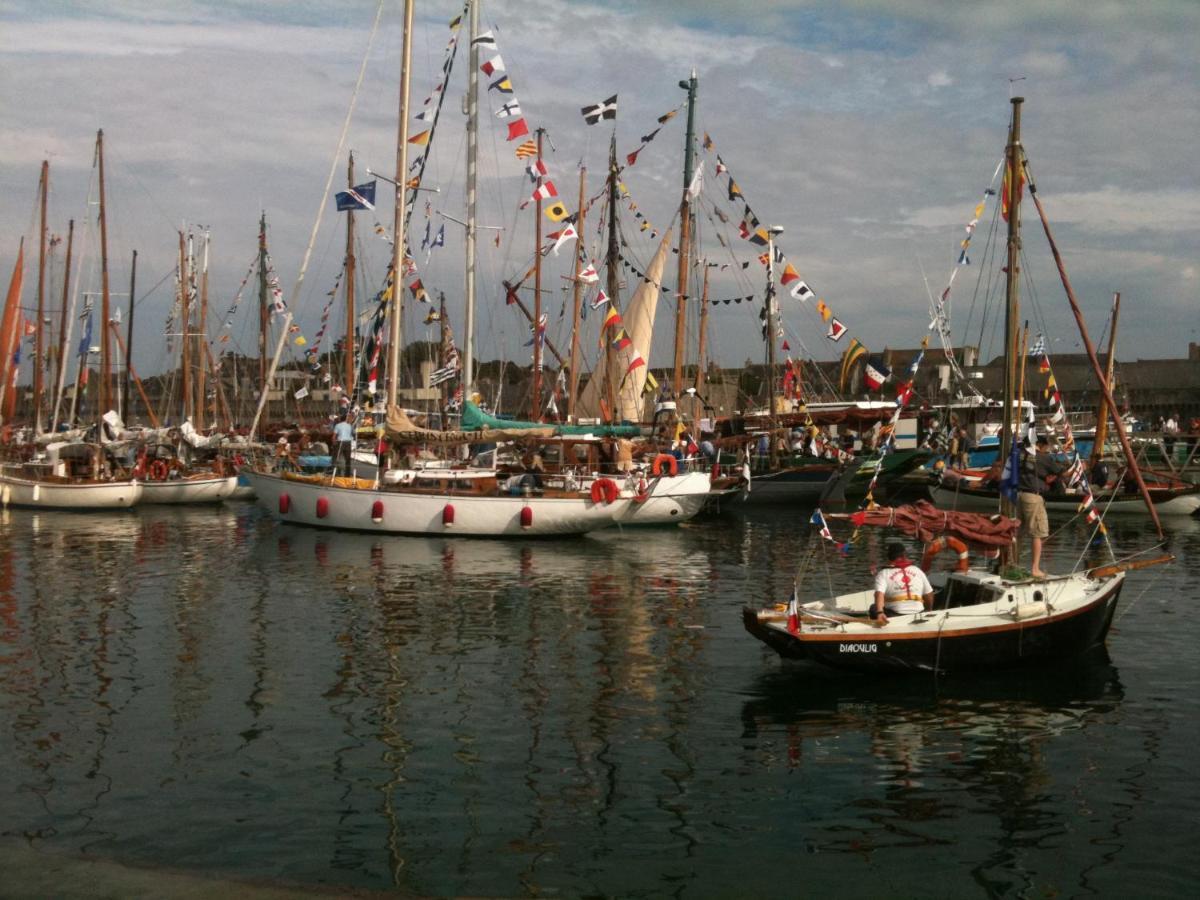 L'Elephant Blanc De Concarnoloc Concarneau Exterior foto
